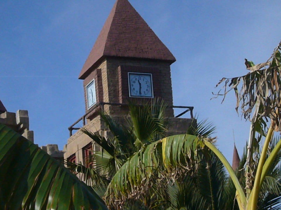 Turm der Festung Belek Beach Resort Hotel