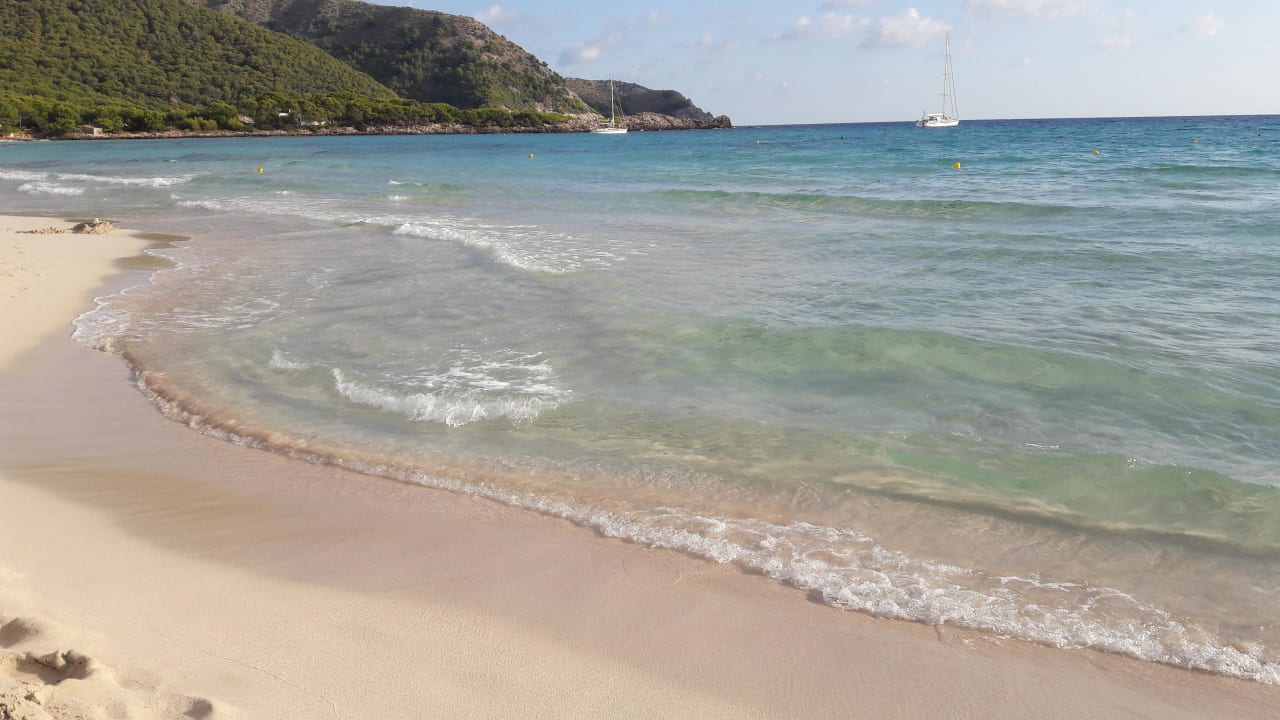 Klares Wasser  Hotel & Spa S'Entrador Playa