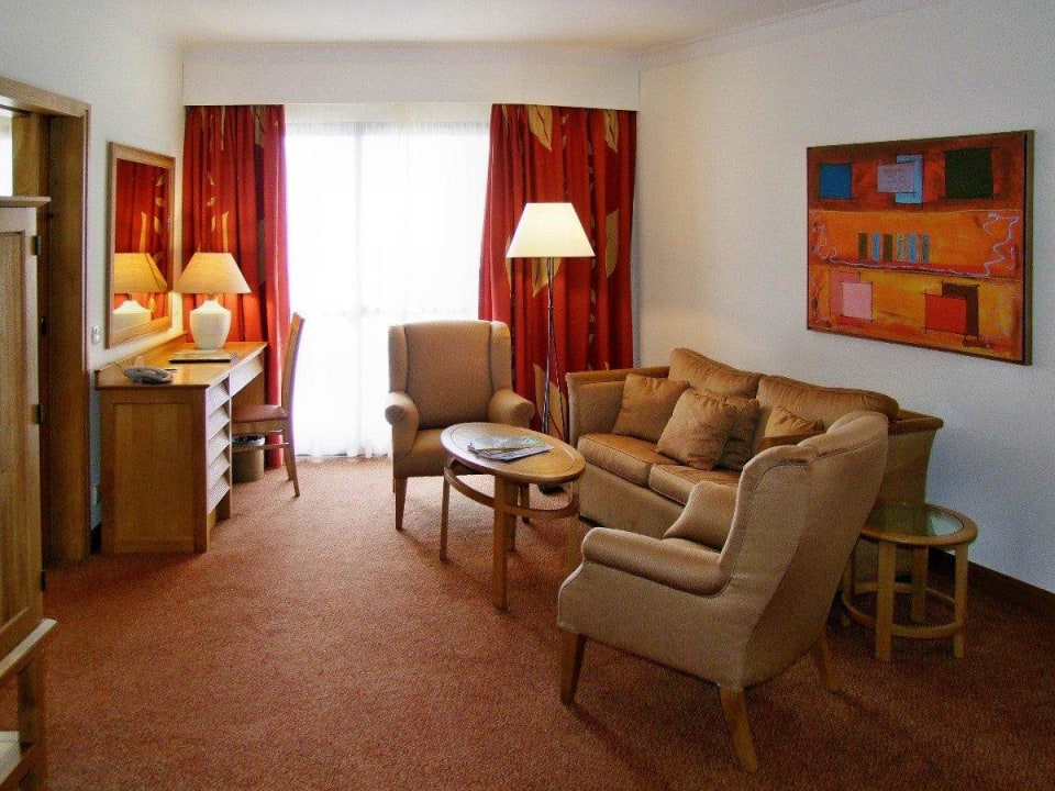 Wohnbereich der Juniorsuite Hotel Porto Mare - PortoBay