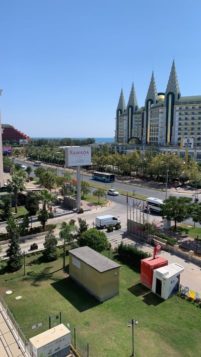 Ausblick Wyndham Garden Lara