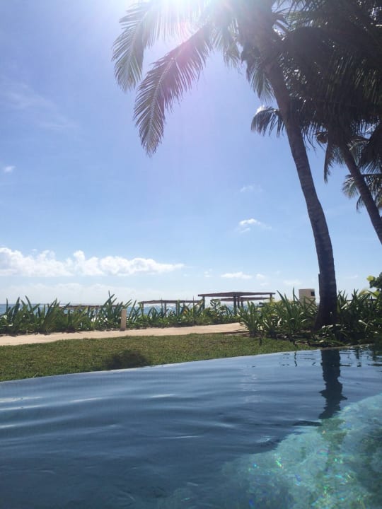 Infinitypool vor Haus 3 Akumal Bay Beach & Wellness Resort