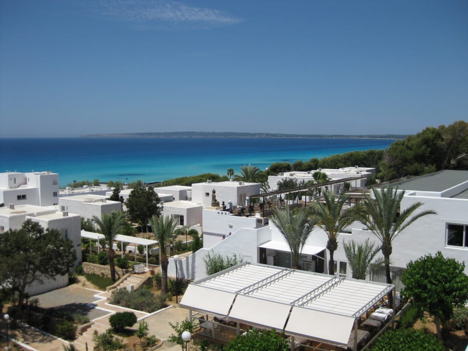 Ausblick über die Anlage mit Restaurant Hotel Riu Palace La Mola