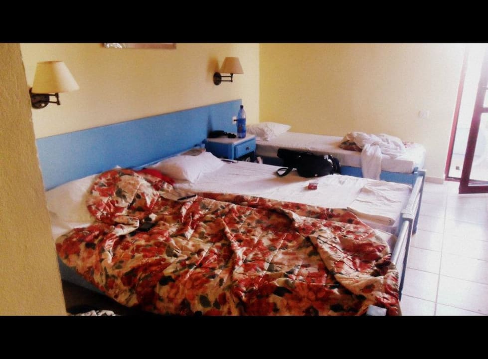 Bett Hotel Stalis