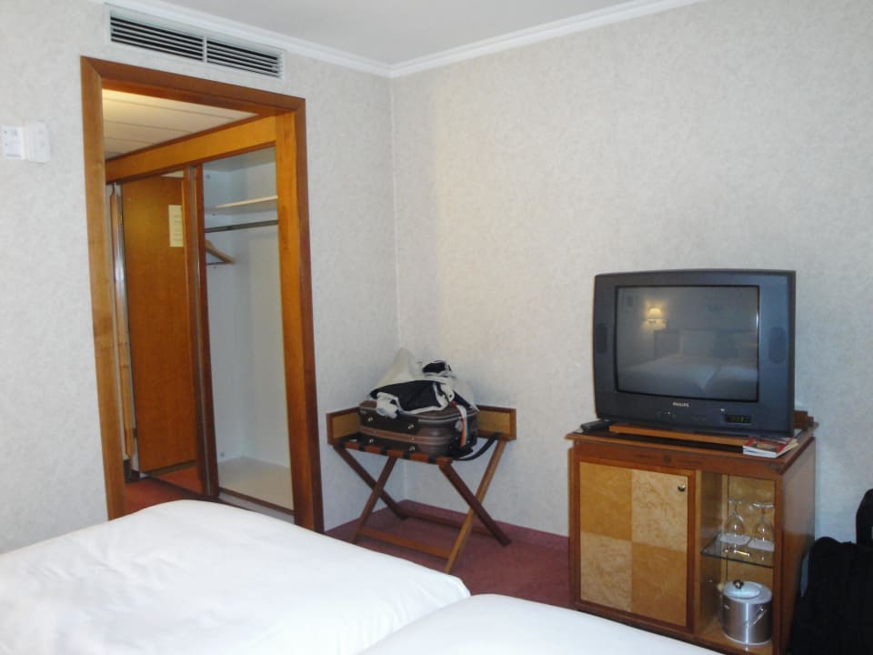 Blick vom Bett Renaissance Wien Hotel