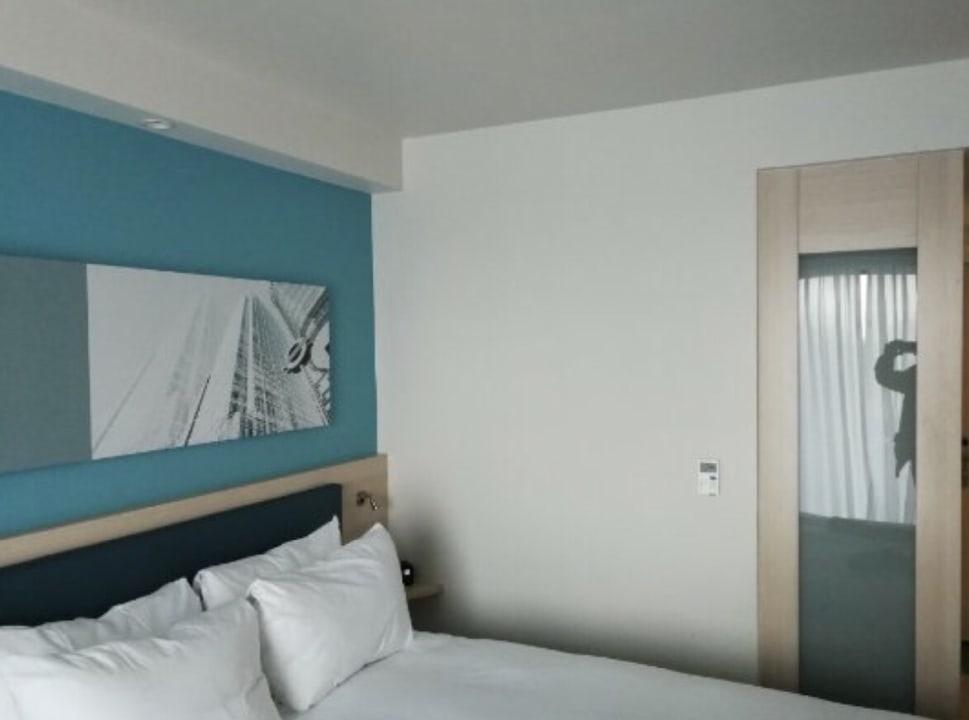 Zimmer Hampton by Hilton London Waterloo
