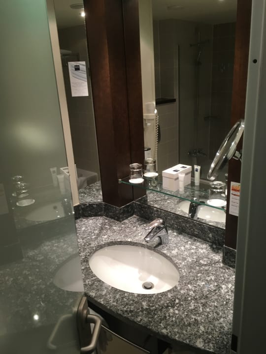 Zimmer Essential by Dorint Frankfurt-Niederrad