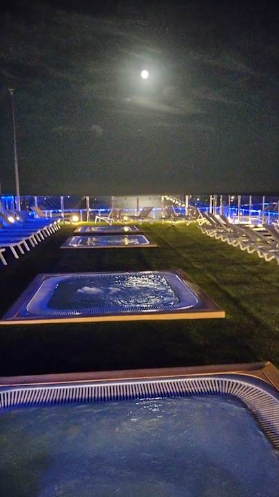 Pool HL Suitehotel Playa del Ingles