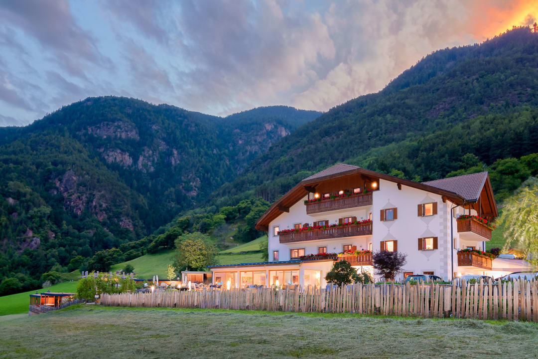 Außenansicht Hotel-Chalet Pennhof