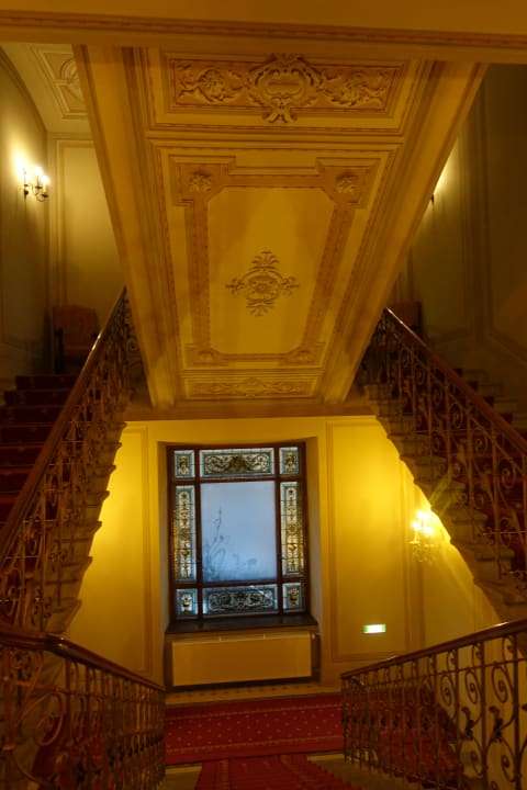 Das kaiserliche Stiegenhaus. Hapimag Resort Bad Gastein
