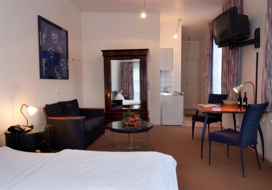 Standard Zimmer innen domicil Residenz Hotel Bad Aachen