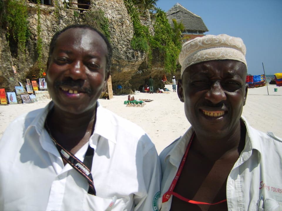 Beachboys Bahari Beach Hotel