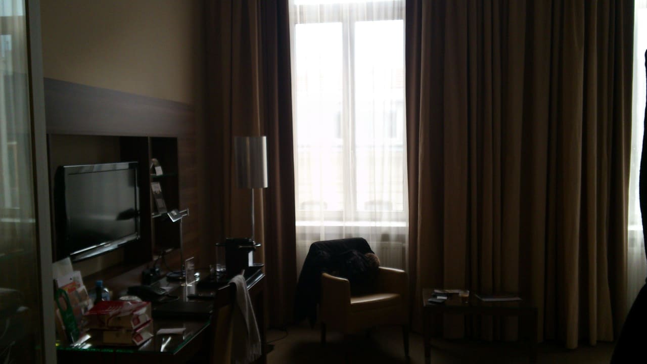 Angenehme Zimmergröße und -einrichtung Flemings Selection Hotel Wien-City