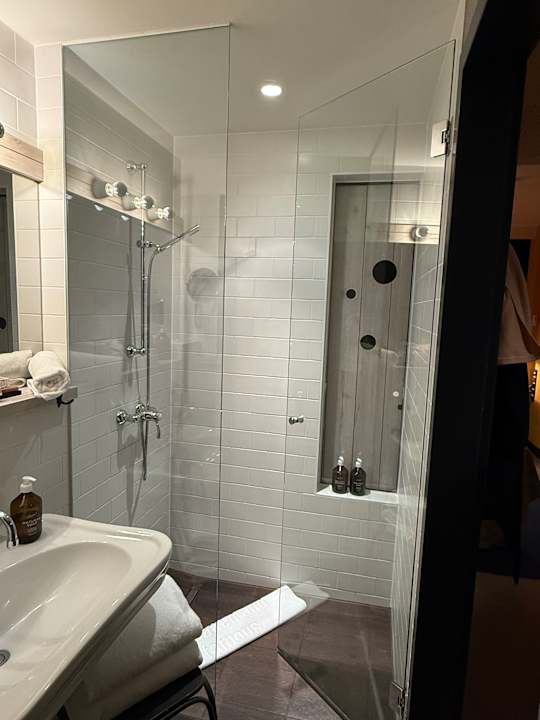 Zimmer 25hours Hotel Wien beim MuseumsQuartier