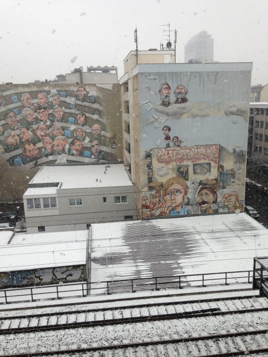 Для конца марта удивителен вид на Берлин в снегу Hampton by Hilton Berlin City West