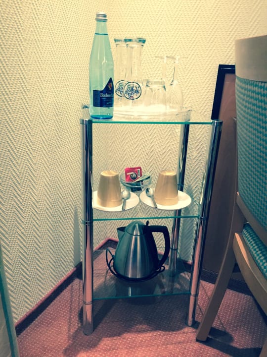 Getränkemöglichkeiten im Zimmer Astralis Hotel Domizil