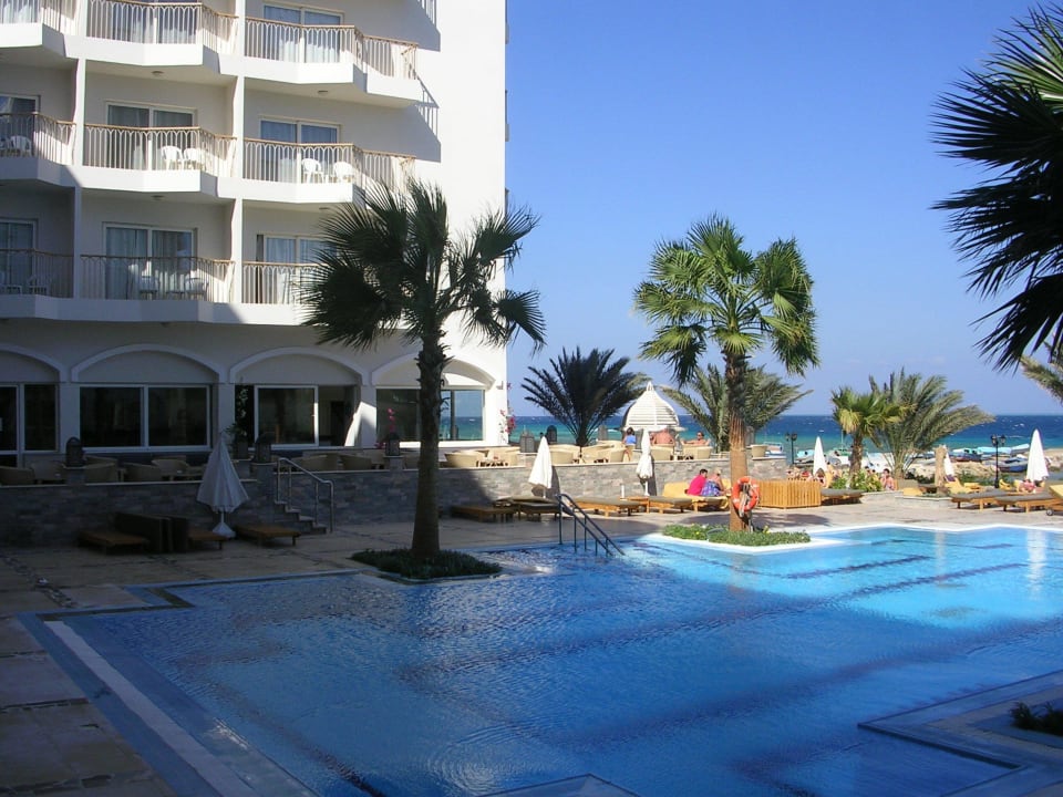 Pool Royal Star Beach Resort