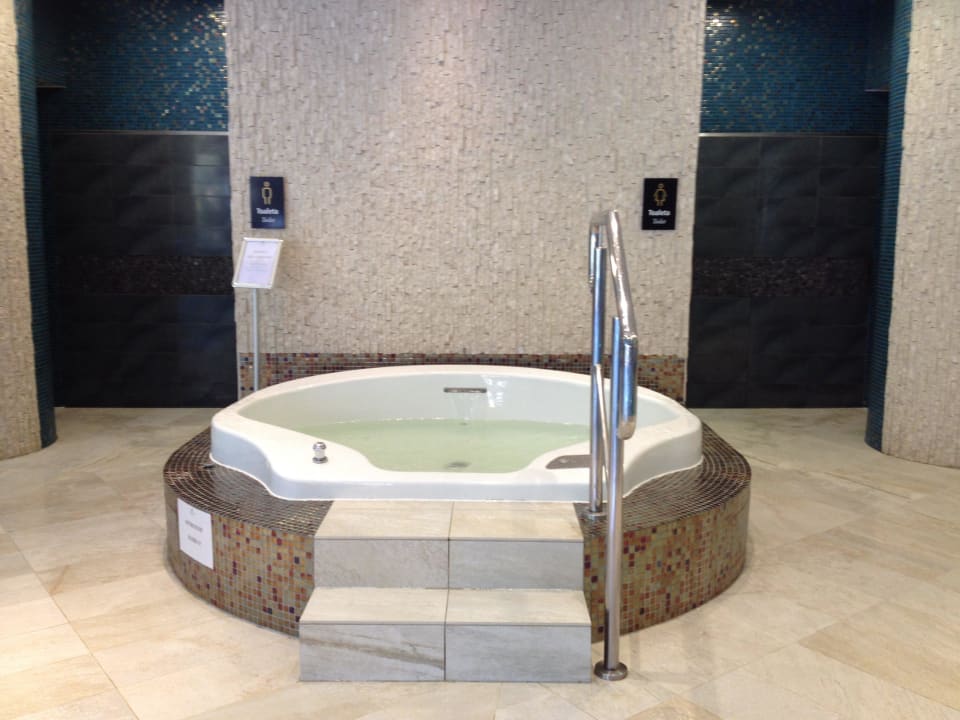 Wanna z kąpielą solną Czarny Potok Resort&Spa