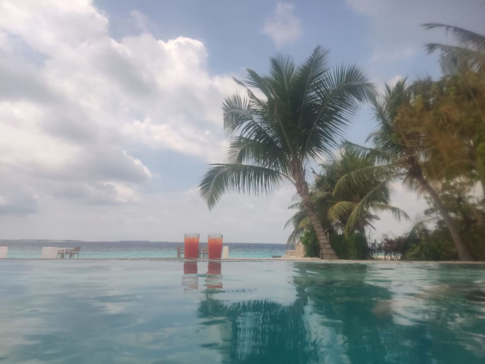 Pool Adaaran Select Meedhupparu Island Resort - Premium All Inclusive