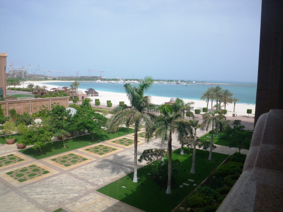 Blick aus dem Zimmer 3409 Emirates Palace Mandarin Oriental