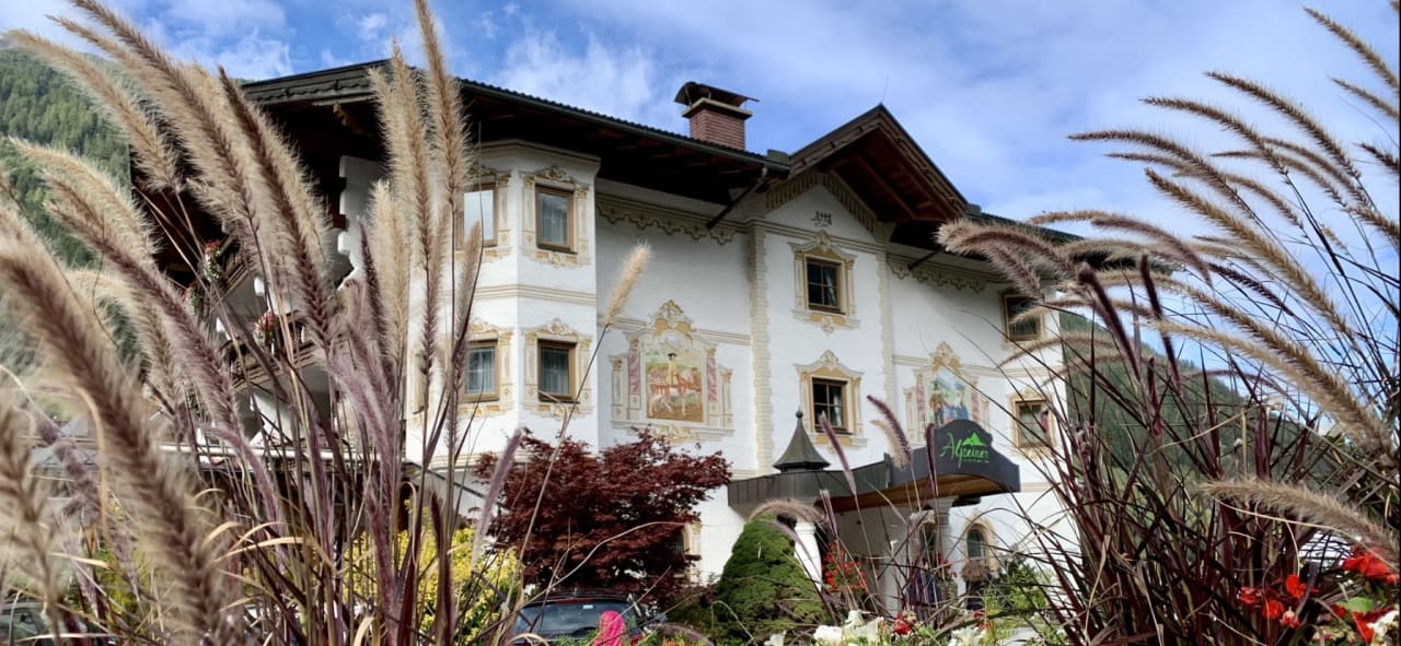 Außenansicht Alpeiner Nature Resort Tirol