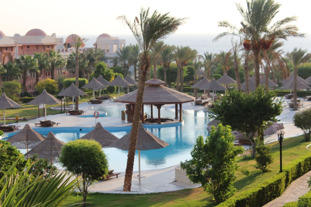 Salzwasserpool Serenity Alpha Beach