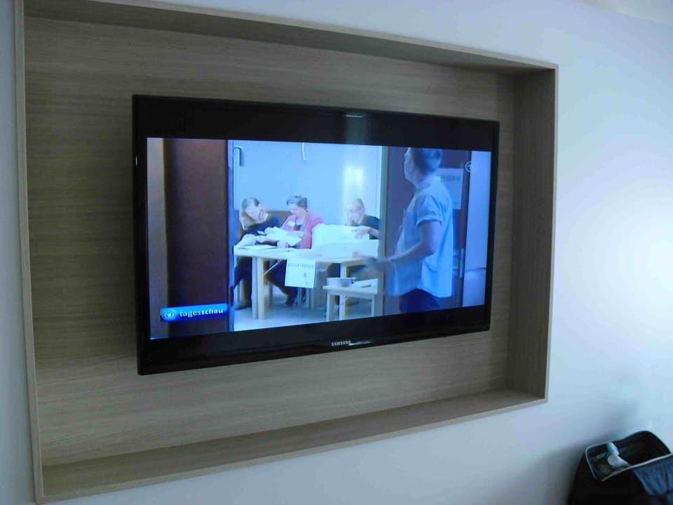 TV im Zimmer Hotel & Spa S'Entrador Playa