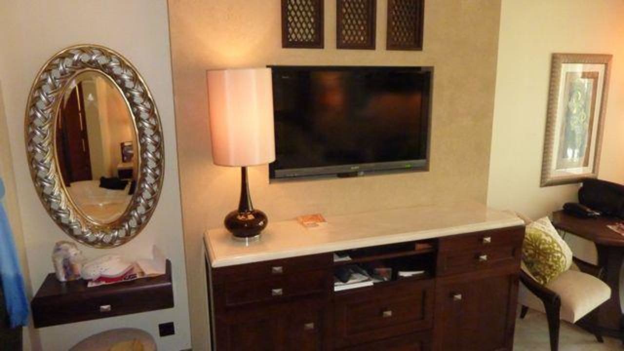 TV Bravia One&Only Royal Mirage Resort Dubai at Jumeirah Beach