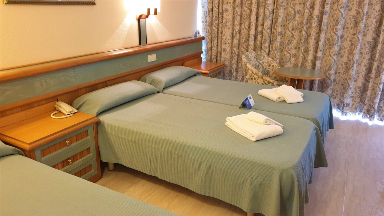 Zimmer Hotel Exagon Park