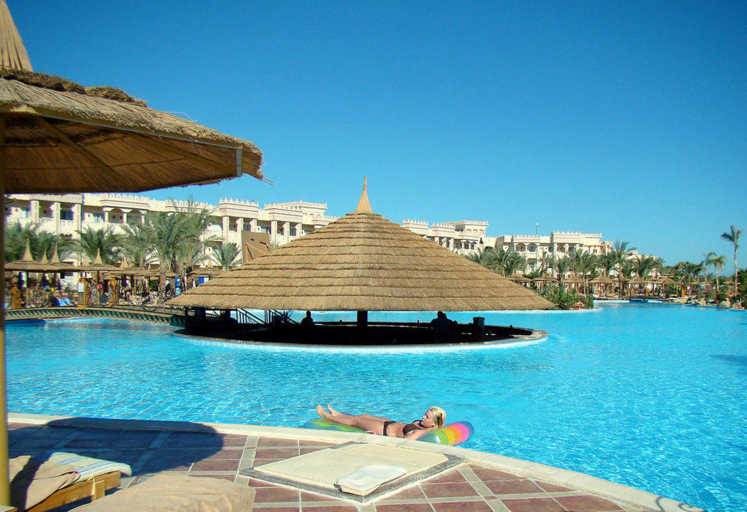 Мокрый бар Pickalbatros Palace Resort