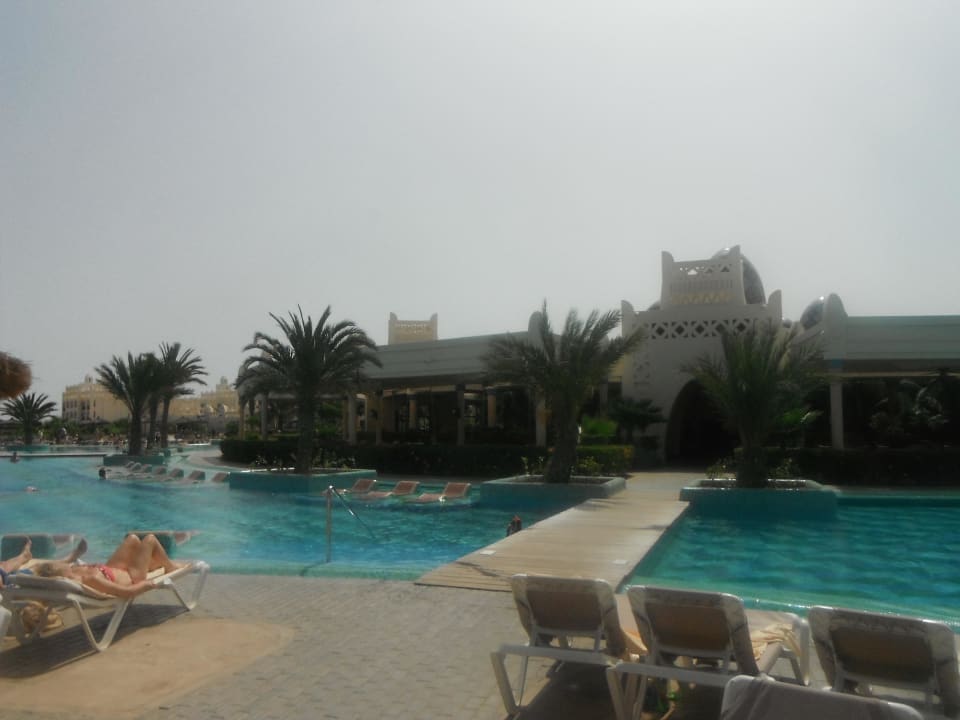 Pool Hotel Riu Karamboa