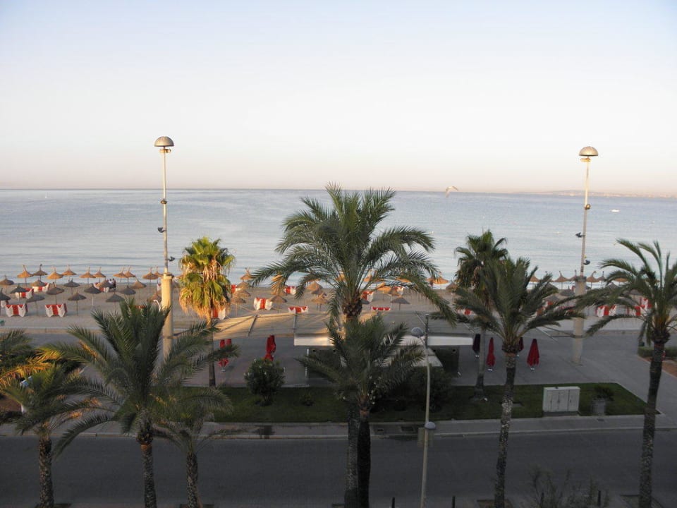 Toller Blick vom 4. Stock Grupotel Acapulco Playa - Adults Only