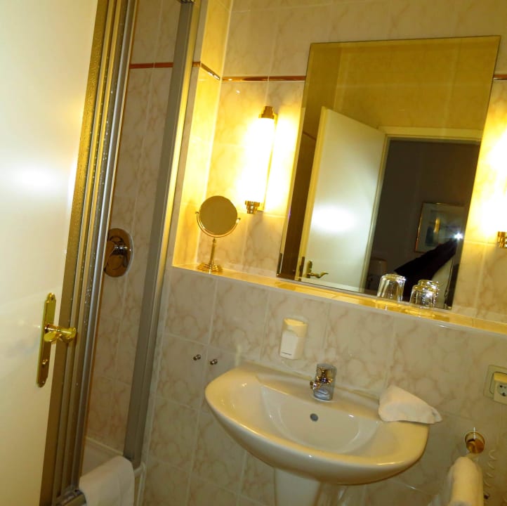 Bad- WC und Ausstattung (Innenansicht) Hotel Residenz Joop