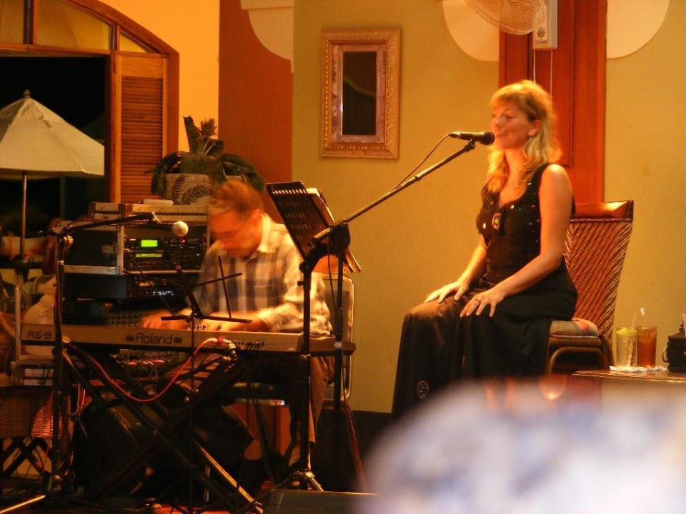 Live-Musik in der Pianobar Royalton Splash Punta Cana