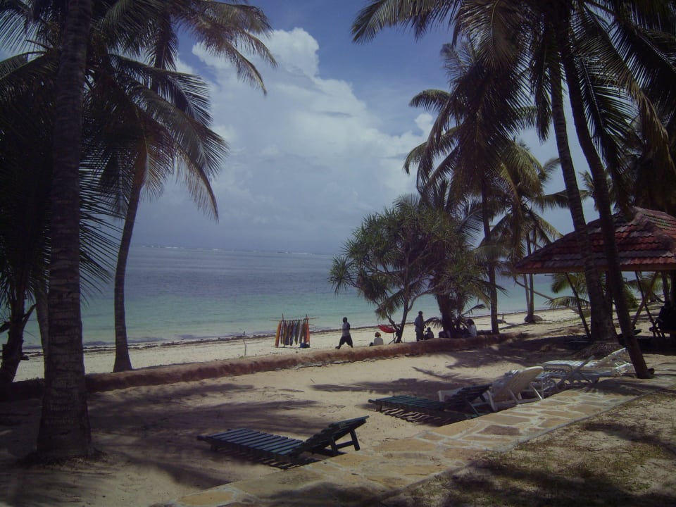 Liegewiese PrideInn Flamingo Beach Resort & Spa