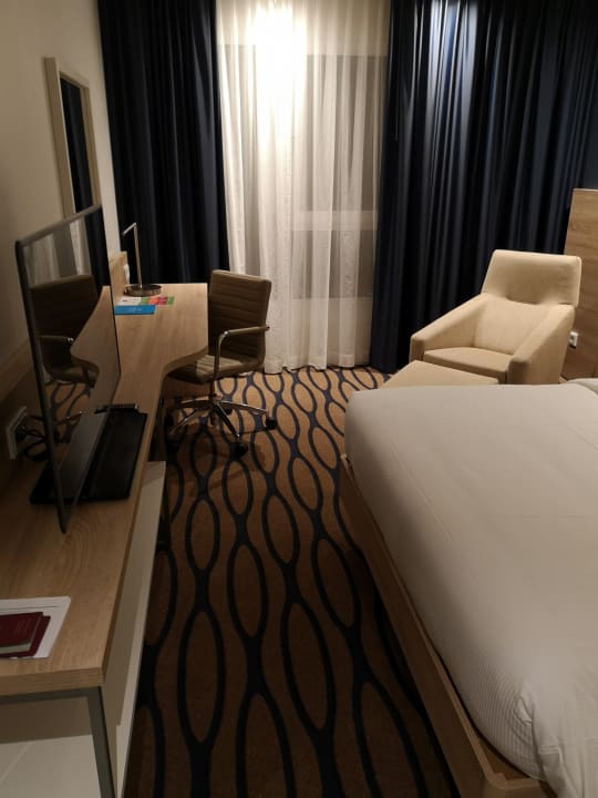 Zimmer Hampton By Hilton Frankfurt Airport