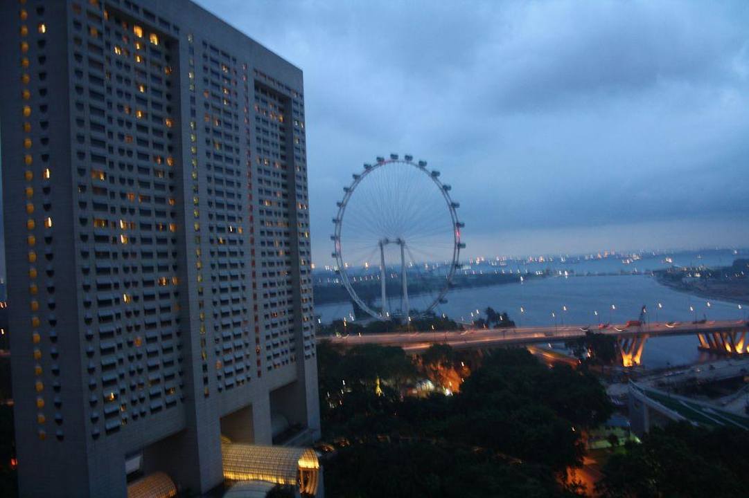 Blick zum Singapore Flyer Hotel Mandarin Oriental Singapore