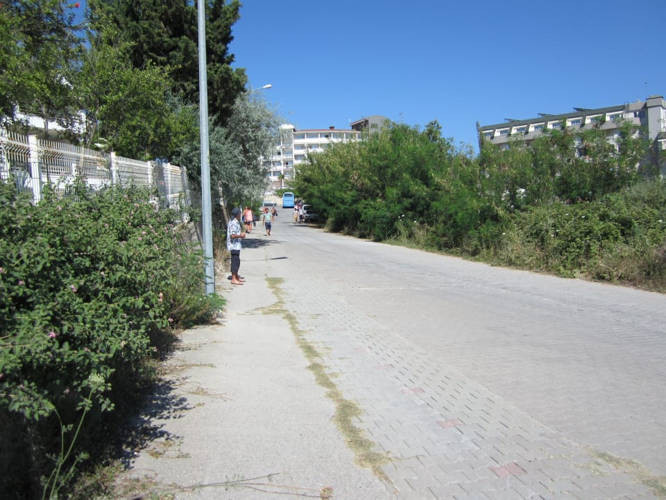 Von Punkt x nach oben fotografiert Side Alegria Hotel & Spa - Adults only +16