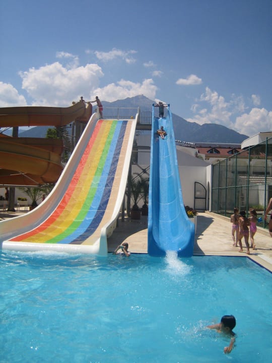 Zjeżdżalnie Club Hotel Phaselis Rose