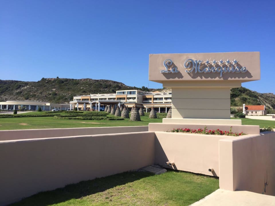 Hotelschild La Marquise Luxury Resort Complex