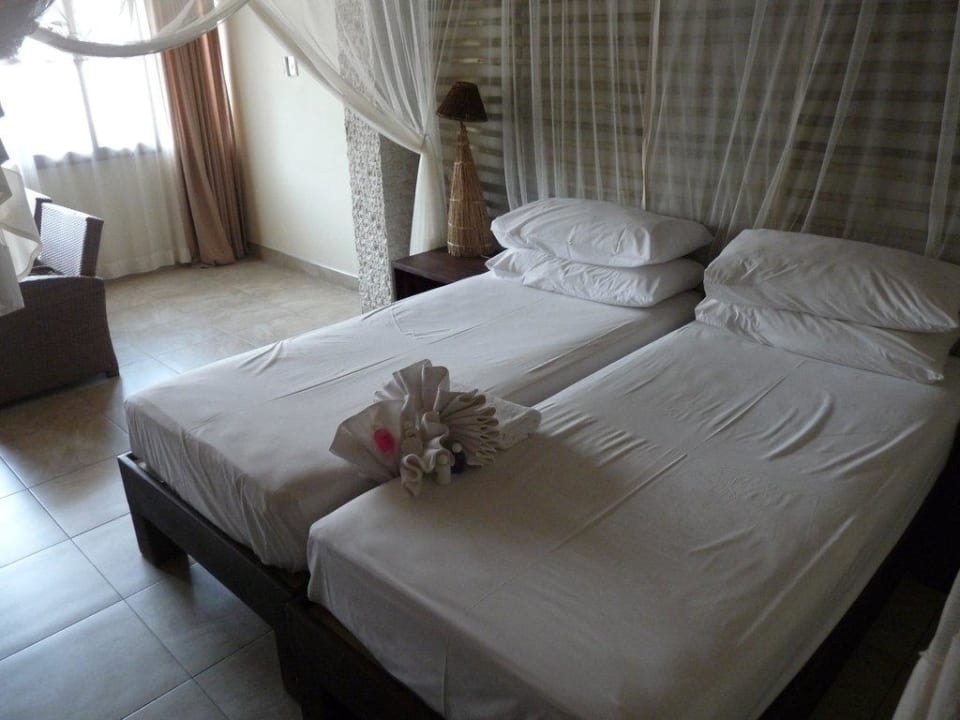 Standardzimmer Okaukuejo Camp