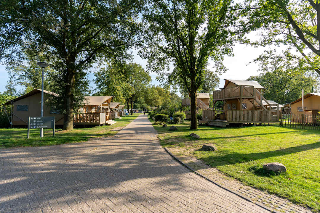 Außenansicht Roompot Hunzedal