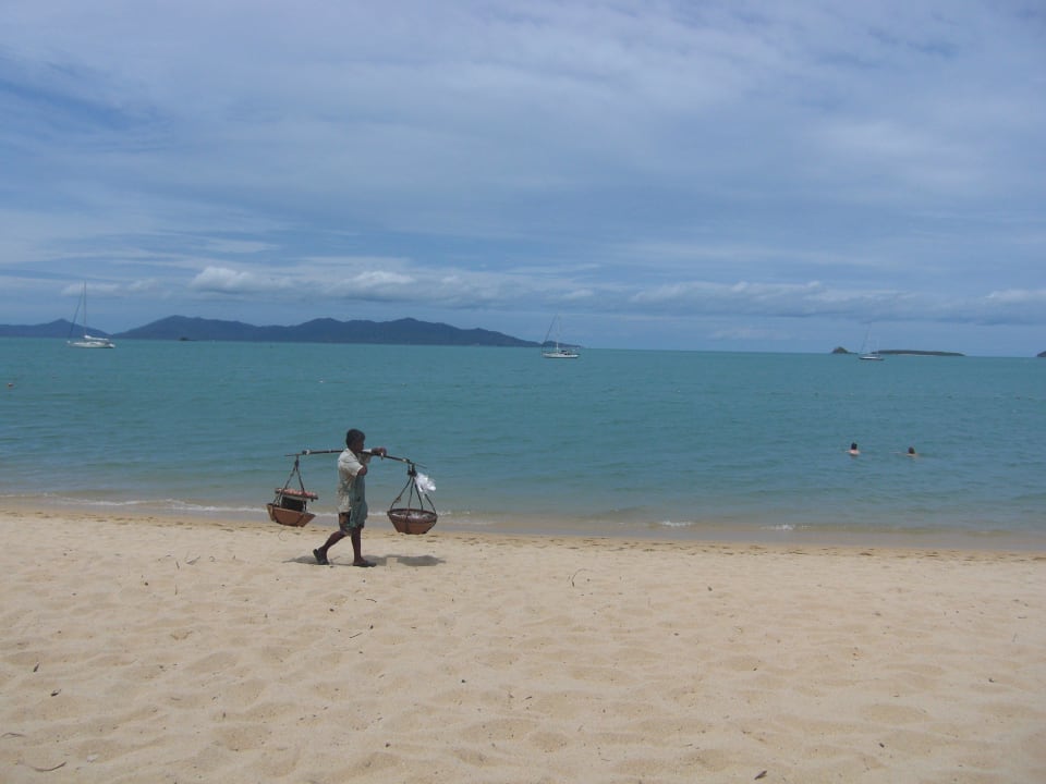  Strandverkäufer Bandara Spa Resort & Pool Villas, Samui