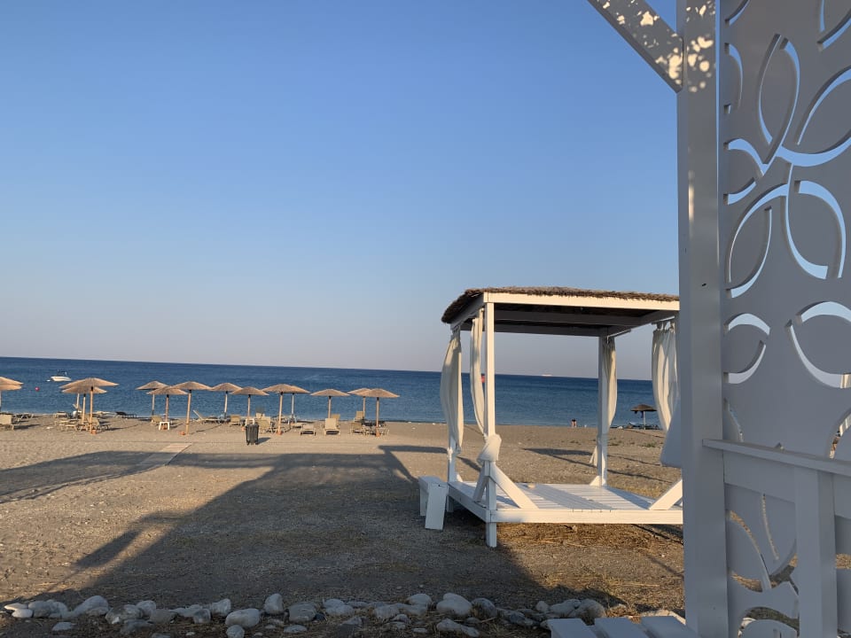 Strand Asterias Beach Resort