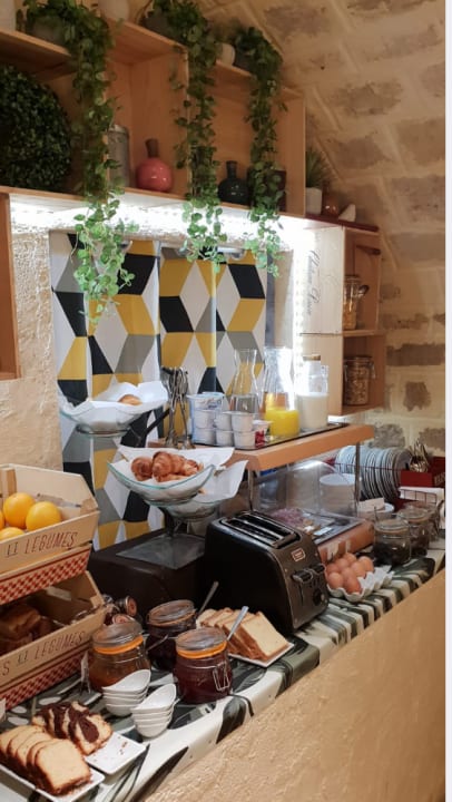 Gastro Hotel Romance Malesherbes by Patrick Hayat