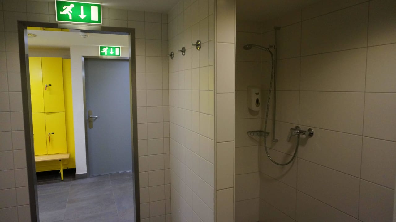 Umkleideraum vom Schwimmbad im Hapimag Bad Gastein Hapimag Resort Bad Gastein