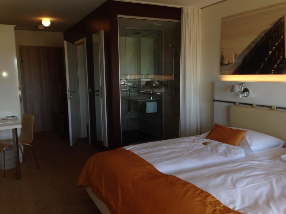 Das Bad vom Zimmer aus Strandgut Resort