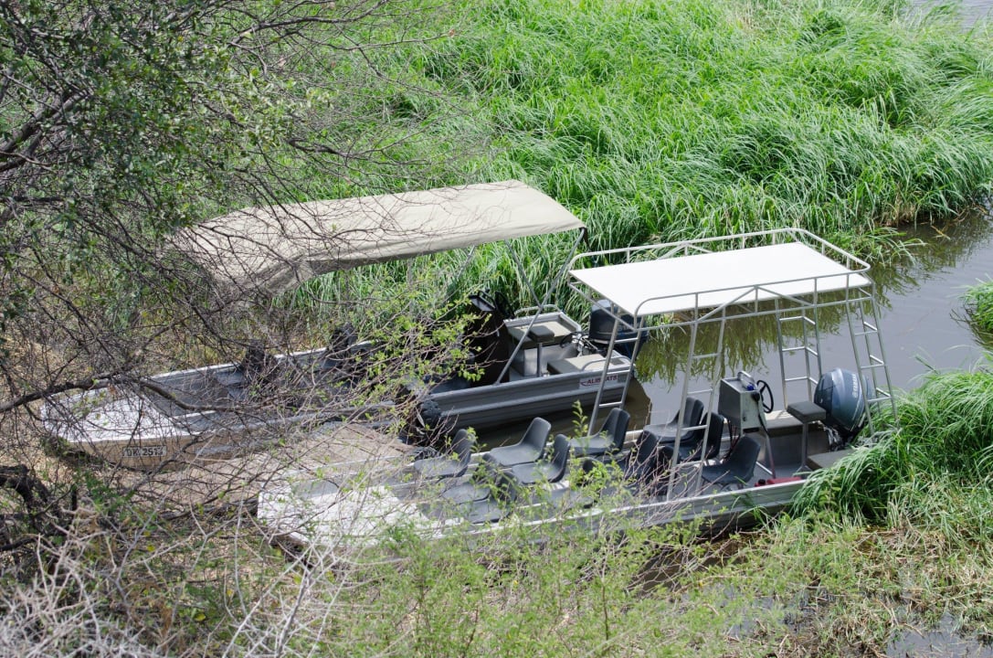 Ausblick auf die Boote Leroo La Tau Lodge