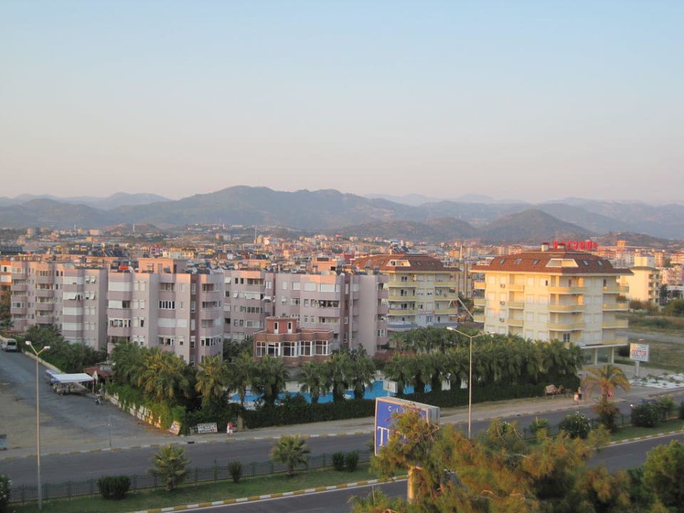 Ausblick vom 6.Stock Club Turtas Beach Hotel