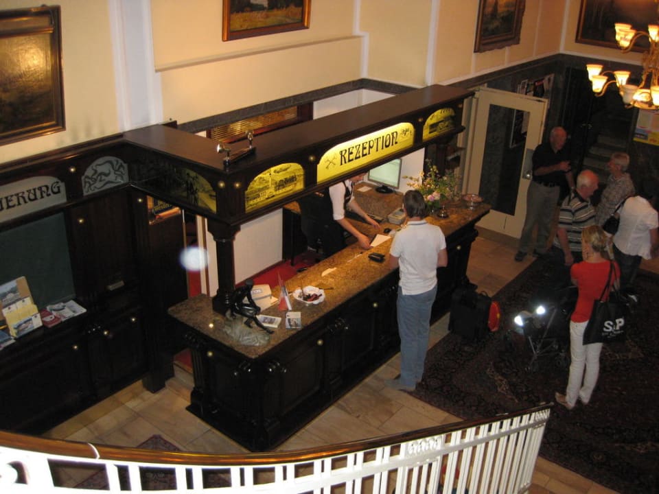 Rezeption Bellevue Rheinhotel
