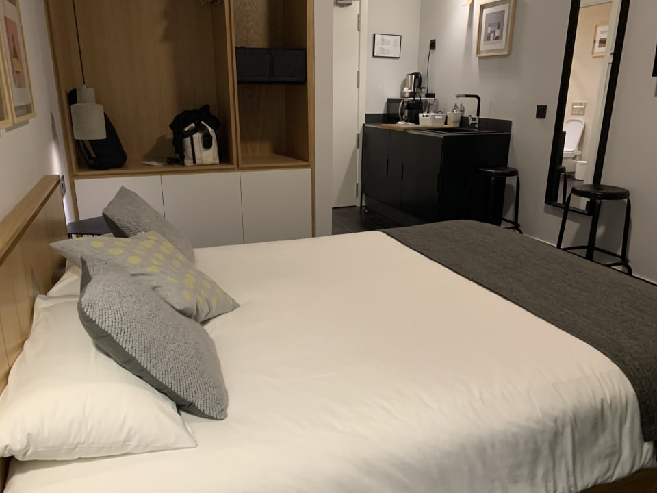 Zimmer Welldone Antiquarium